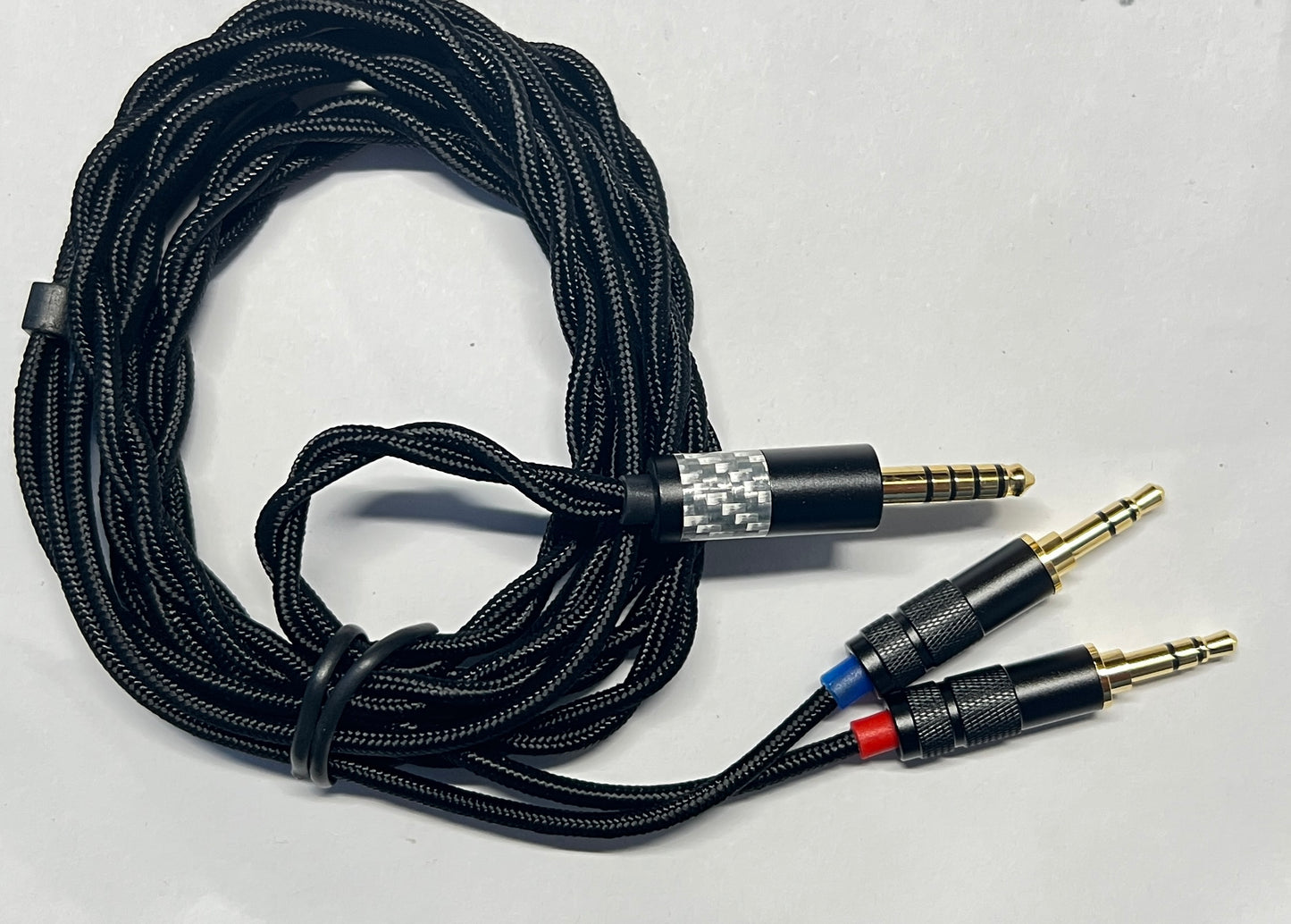 Balanced 4.4mm to dual 3.5mm cable (Horizon Closed Carbon)